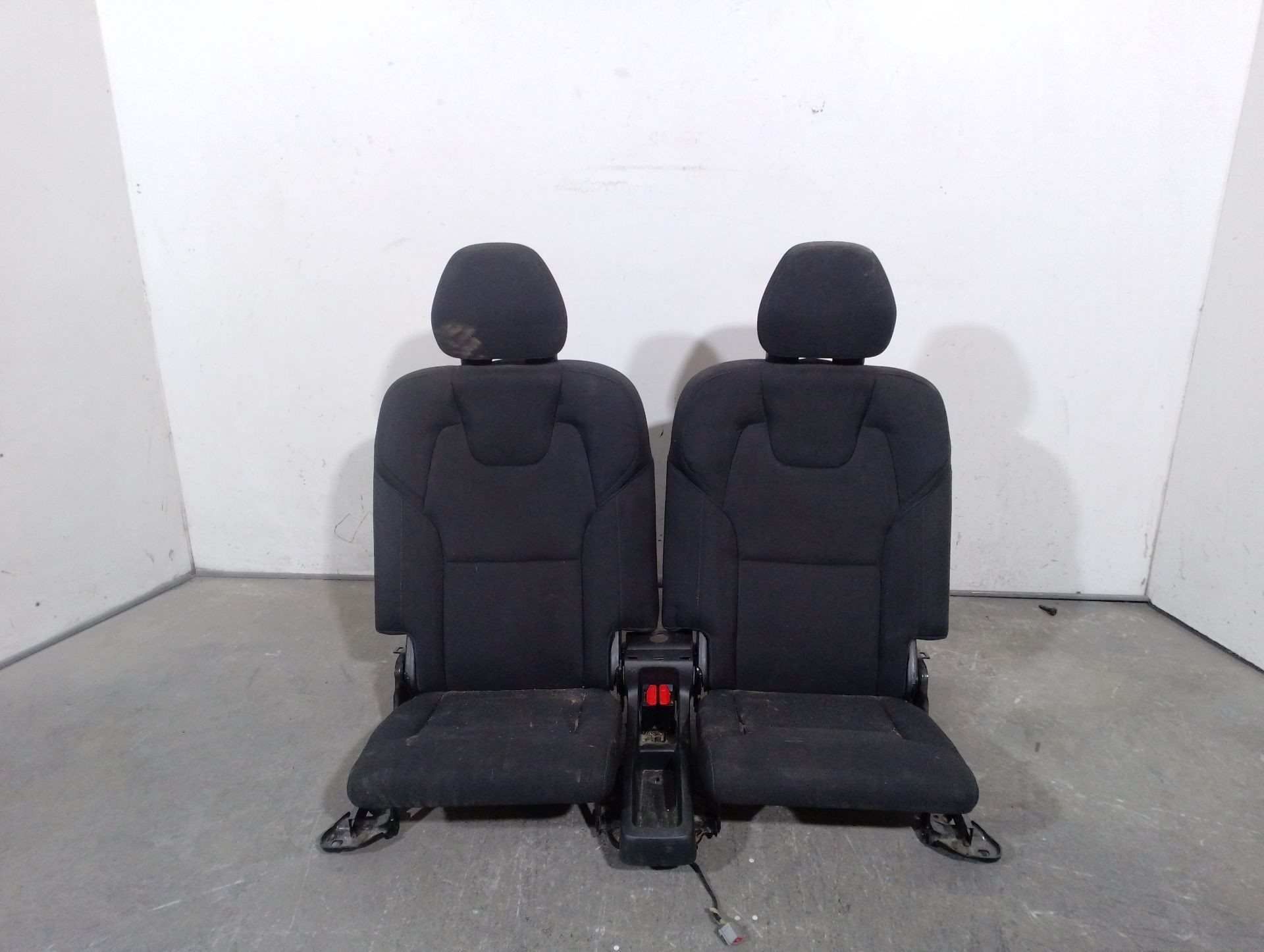 31377174: Zitbank voor Volvo XC90 II (256)