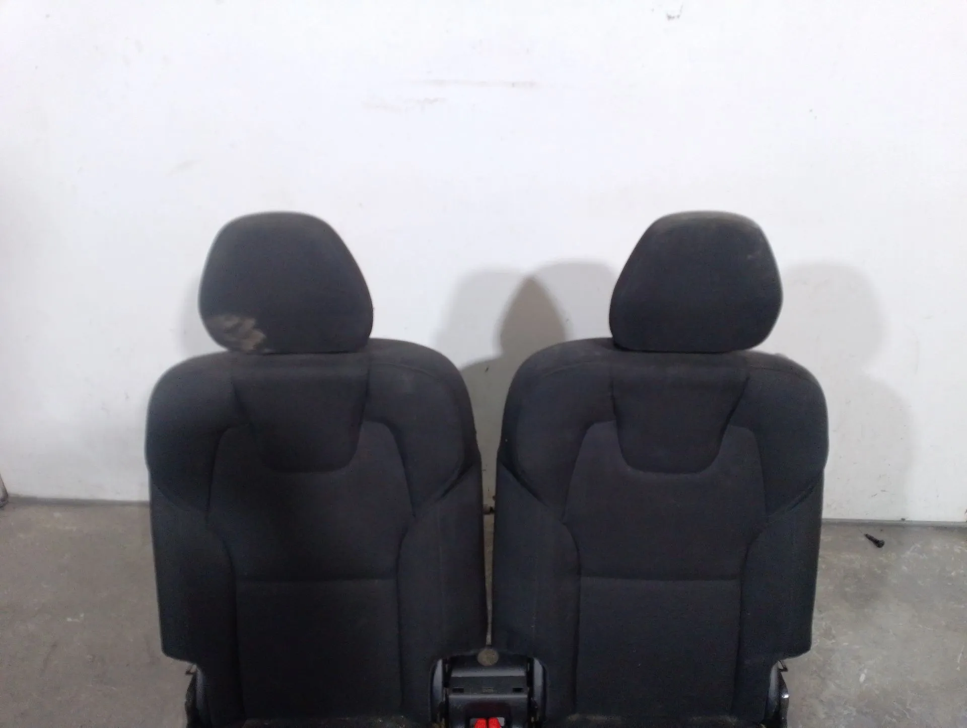 31377174: Zitbank voor Volvo XC90 II (256) - Afbeelding 2